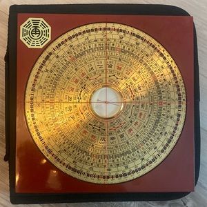 Feng Shui compass and instruction manual
